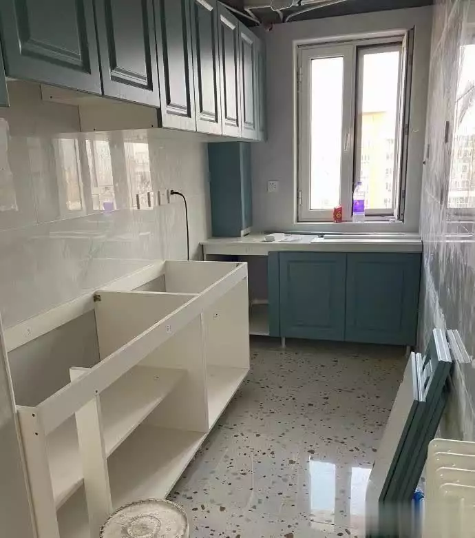 装修定制橱柜,想少花钱效果还好,这“6处”要看仔细(图21) 定制橱柜 品牌 性价比_板材厚度选择_橱柜承重能力