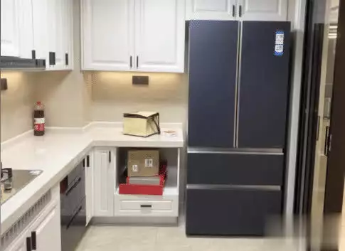 装修时定制橱柜,只要你问完这九个问题,估计哪个商家都坑不了你(图10) 定制橱柜 品牌 性价比_橱柜板材品牌_板材是否统一使用