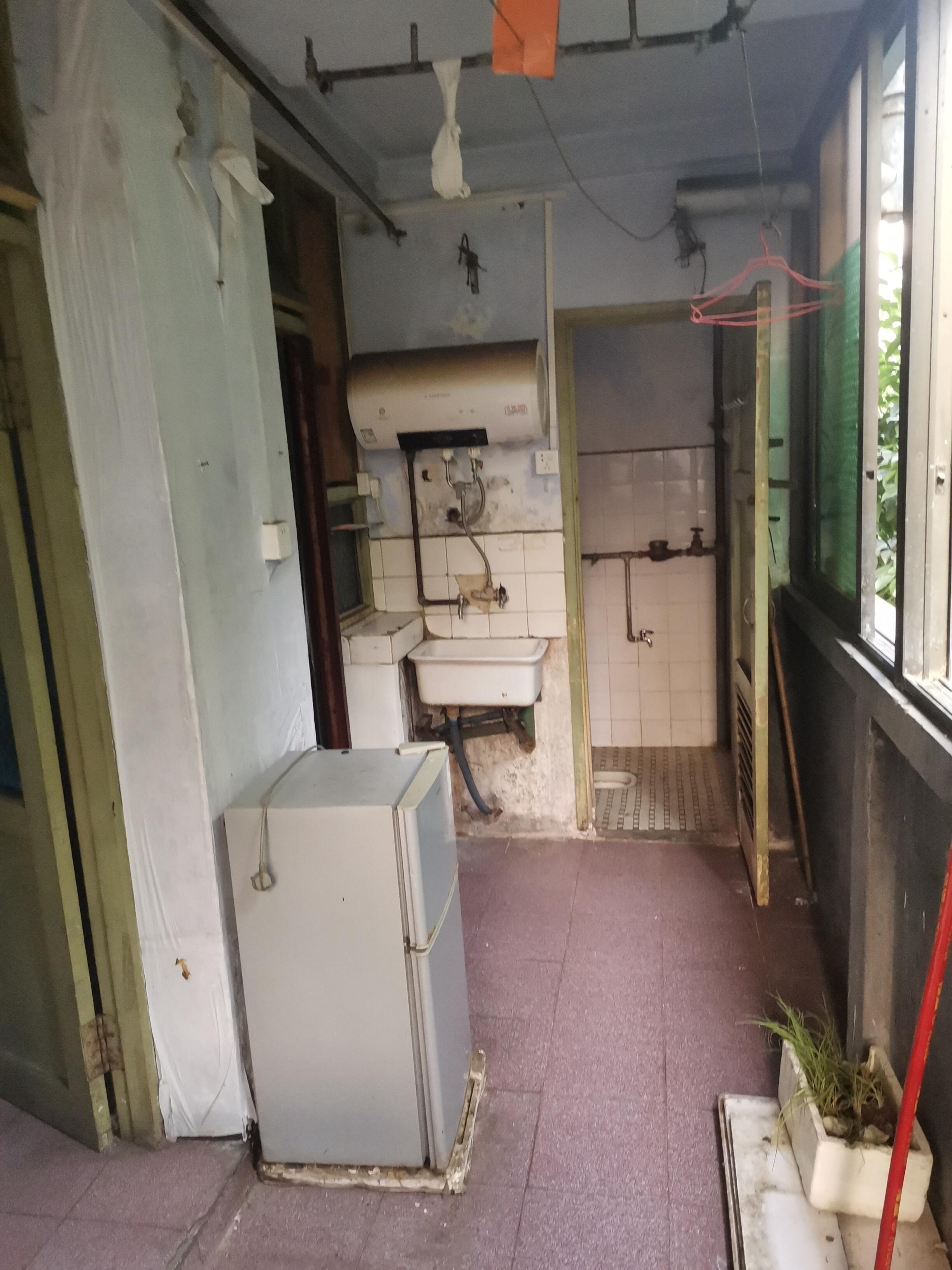 老破小别放弃!5w爆改50㎡成都东风路旧房,通透感翻倍攻略(图9) 复古小窝装修案例_成都50平米老房改造_成都软装批发