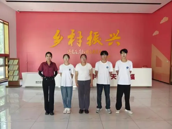 河北科技大学信息科学与工程学院学生开展暑期社会实践活动(图3) 正定古建筑艺术宝库探寻广慧寺隆兴寺阳和楼_河北科技大学信息科学与工程学院溯正定之韵队探寻正定文脉体悟红色精神传承红色基因暑期社会实践_河北科技大学信息科学与工程学院