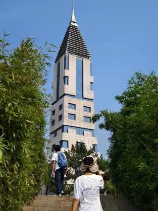 河北科技大学信息科学与工程学院学生开展暑期社会实践活动(图4) 河北科技大学信息科学与工程学院_河北科技大学信息科学与工程学院溯正定之韵队探寻正定文脉体悟红色精神传承红色基因暑期社会实践_正定古建筑艺术宝库探寻广慧寺隆兴寺阳和楼