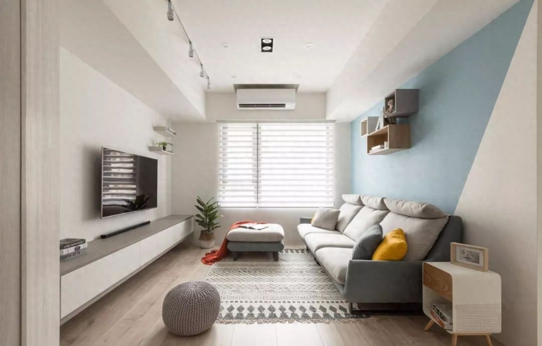 简洁大方的小户型客厅装修效果图，看下有你喜欢的吗？