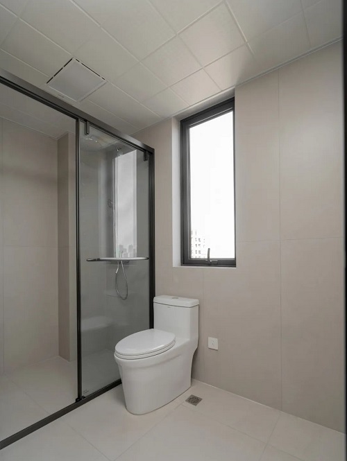 厨卫吊顶怎么选?能选石膏板吊顶吗?(图2) 厨房吊顶 石膏_厨卫吊顶铝扣板_蜂窝大板吊顶选购指南