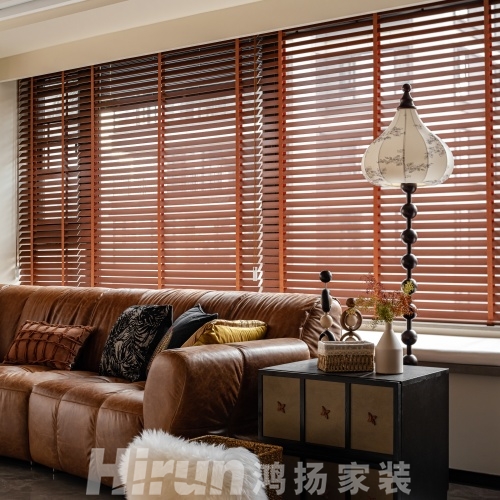 2025年最受欢迎的5种装修风格:AI设计、奶油风、极简轻奢解析(图3) 2025年最受欢迎的5种装修风格:AI设计、奶油风、极简轻奢解析