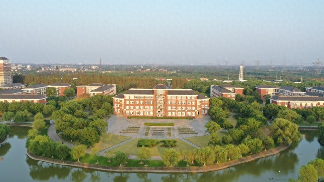 从江苏省高校优势学科建设工程三期项目名单，推断新增推免高校