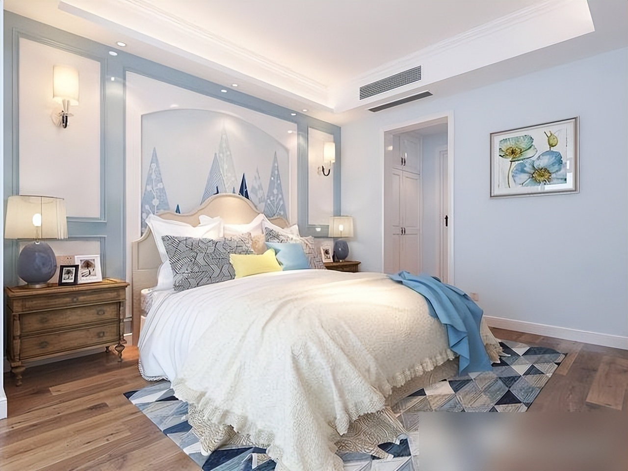 她把100㎡三居室利用到极致,每个空间都很舒适,很有远见和眼光(图3) 100平房子装修设计图_小户型客厅餐厅打通技巧_100平三室空间设计