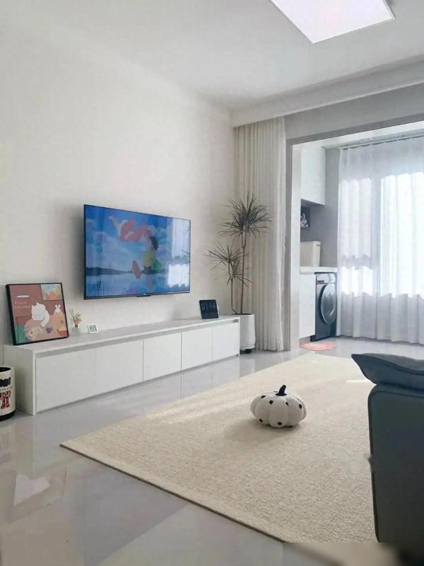 湖南一夫妻的新家火了,全屋不吊顶,不走石膏线,越看越好看(图8) 湖南小户型装修_大白顶无主灯设计_100平房子装修设计图