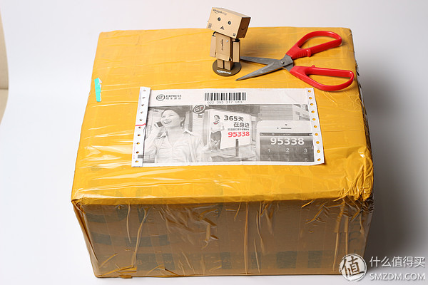 佳能相机评测_佳能5d3边缘对焦_尼康D750对比