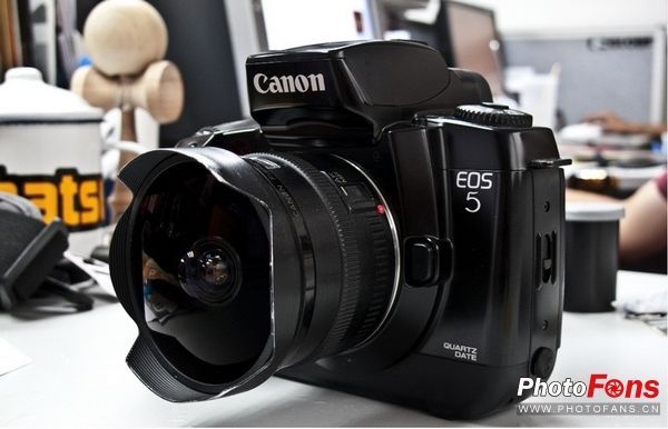 眼控对焦技术 历史意义_佳能5d3边缘对焦_佳能EOS 5系列 发展历程