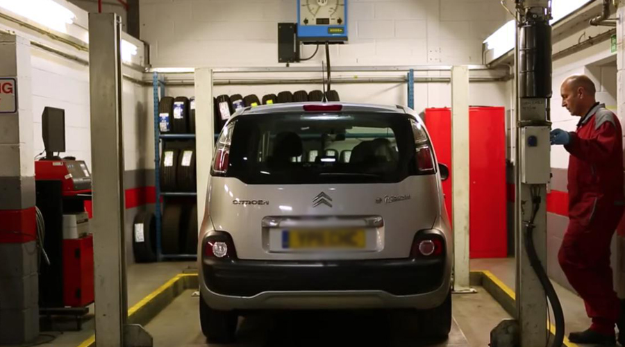 4S店保养和外面保养的区别_维修配件进货渠道不同_汽车维修保养店区分