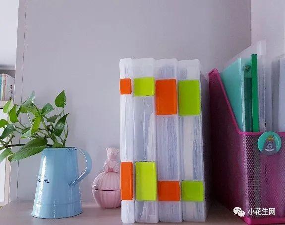 三个妈妈给娃精心布置“书桌区”,好多“鸡娃小心机”(图28) 写字台家具宜家_日本韩国美国书桌布置攻略_打造专注学习书桌区