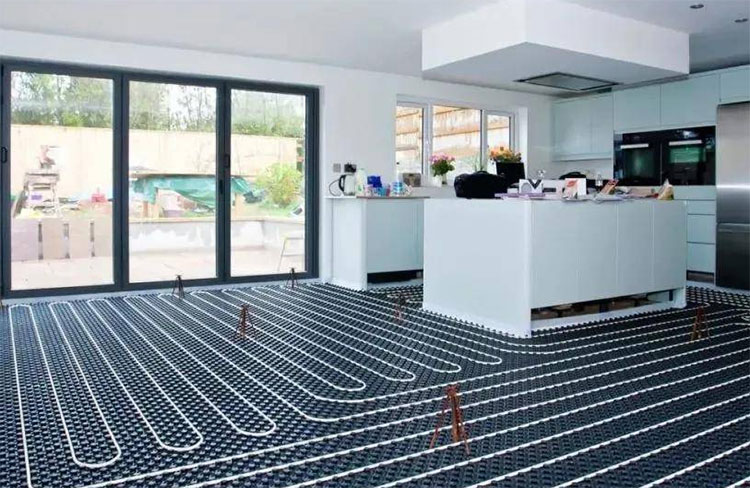 使用空气能热泵采暖冬季运行费用高?今天好好聊聊这个问题!(图2) 空气能地暖90平费用_空气能热泵采暖费用_影响空气能热泵采暖费用的因素