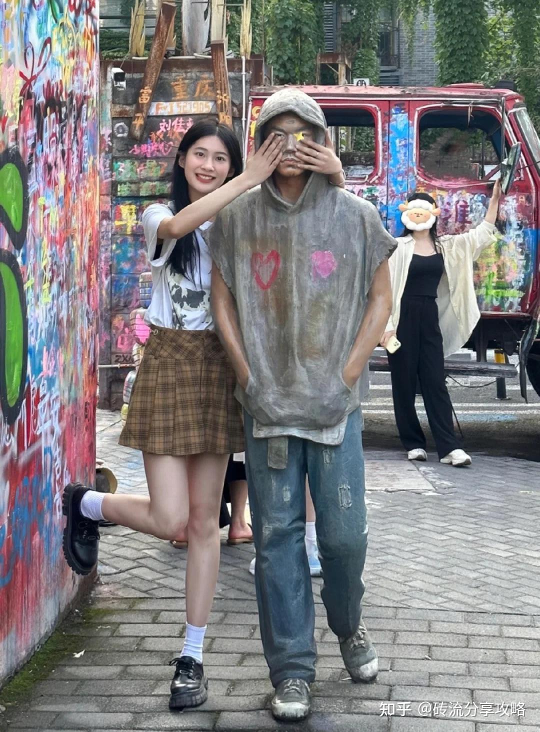 2025最新最全重庆旅游攻略——超详细实用,必看+收藏!第一次去重庆旅游的朋友们一定要看!!!(图7) 重庆迪赛实业_重庆景点门票预订_重庆旅游攻略