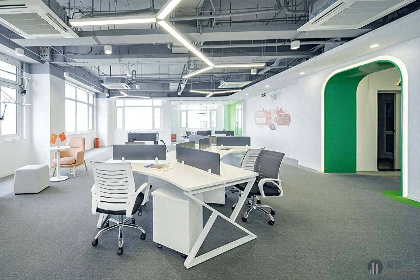 办公室装修中应该如何选用办公室所需要的吊顶