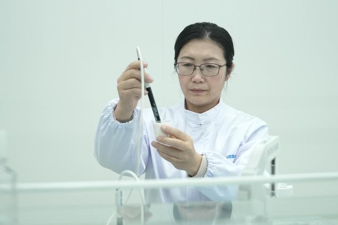 聚焦科技创新与产业链升级,伊利、飞鹤等乳业代表在两会发声(图2) 乳制品行业科技创新_国家奶业科技创新联盟_乳业高质量发展