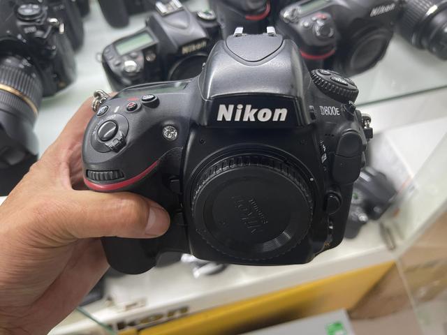 逛沈阳二手相机店:尼康没人要,大炮被放弃,宝丽莱却有很多人找(图8) 尼康d800数码单反_尼康单反相机二手行情_数码相机市场趋势