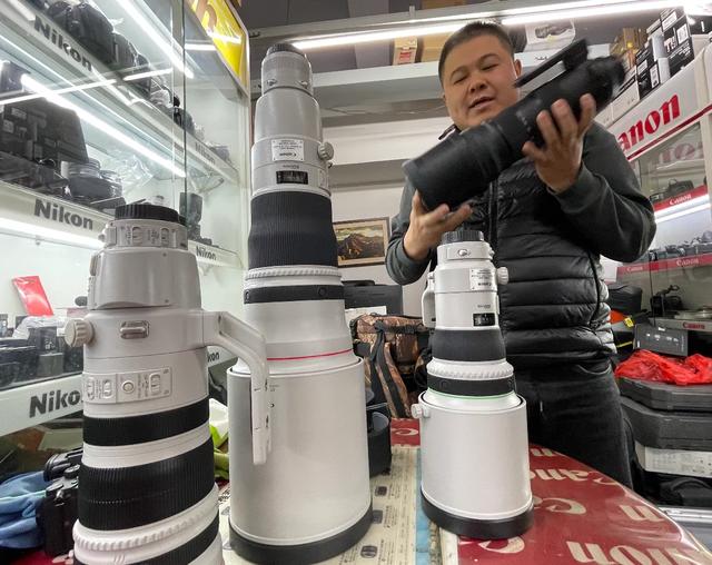 逛沈阳二手相机店:尼康没人要,大炮被放弃,宝丽莱却有很多人找(图10) 尼康d800数码单反_尼康单反相机二手行情_数码相机市场趋势