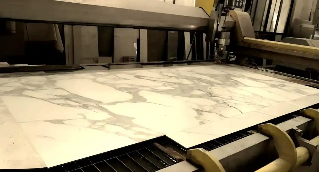 如何识破进口岩板陷阱,选出真正值得购买的岩板(图5) 进口岩板素板加工费陷阱_进口岩板附加费用揭秘_进口瓷砖怎么样