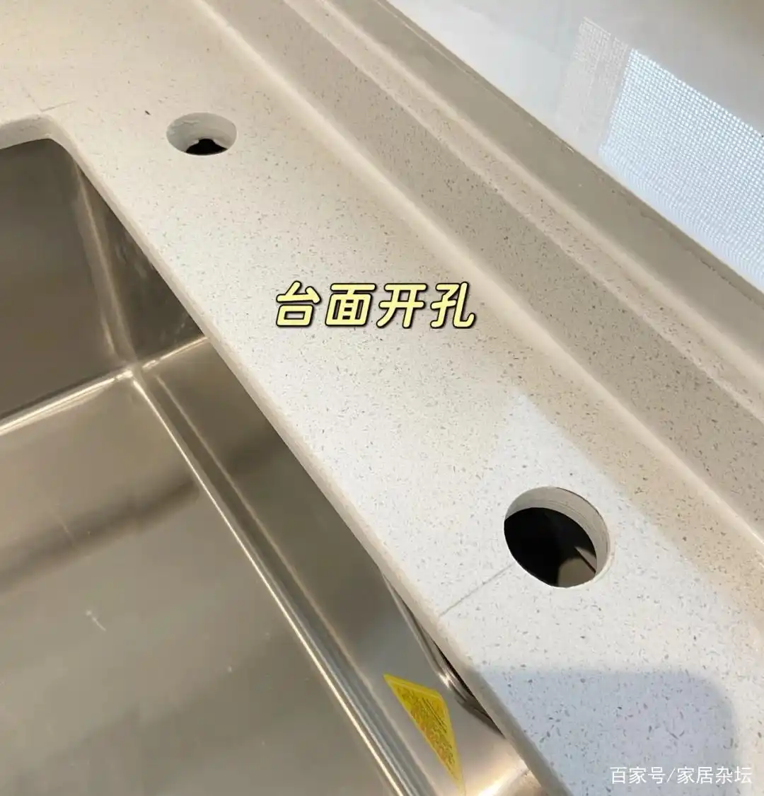安装水槽水龙头_厨房水槽尺寸确认_台面开孔步骤