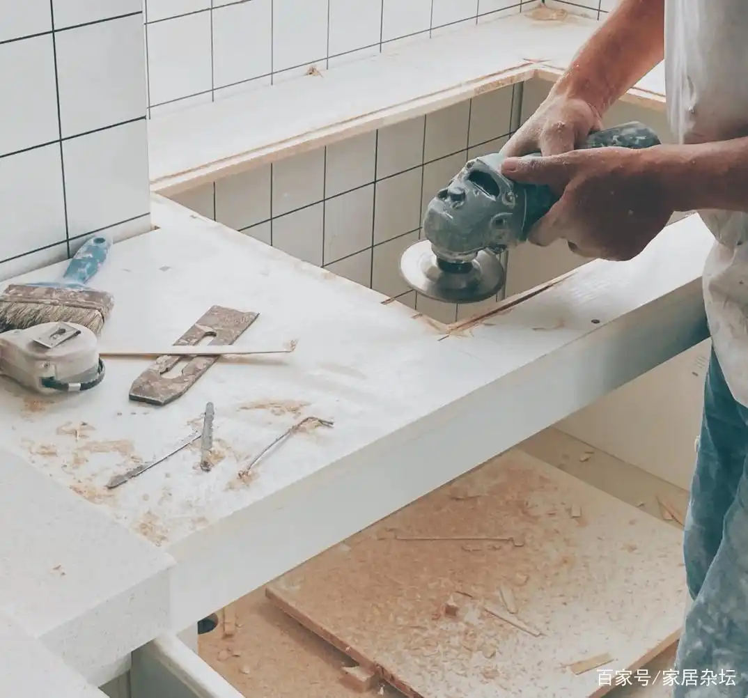 厨房水槽尺寸确认_台面开孔步骤_安装水槽水龙头