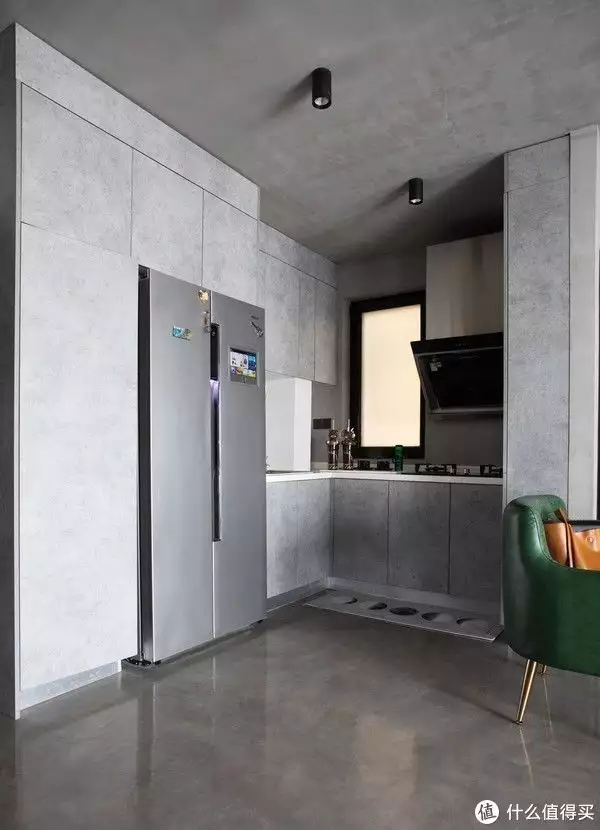 70㎡,一个人住!全屋毛坯水泥风,动静分离设计太实用(图8) 水泥风装修案例_极简工业风家居设计_毛坯水泥风格