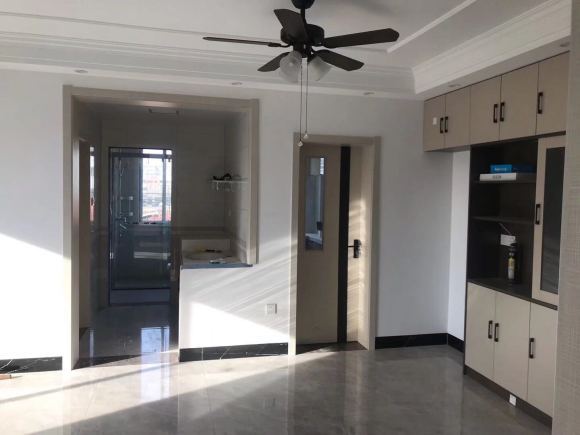 历经三个月,东拼西凑的把硬装搞完,没有过多花哨,没钱就简装!(图3) 简装省钱攻略_厨房卫生间简装_装修硬装三个月