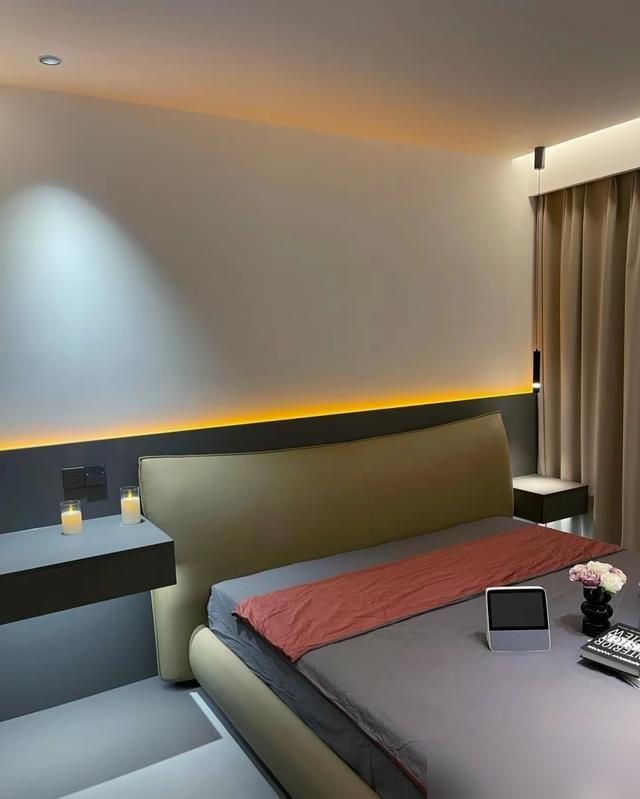 山东青岛美女晒出170平米大平层,一进去就不想出来,太好看了(图9) :青岛大平层装修设计_青岛房子多少钱一平方_中年人心思装修风格