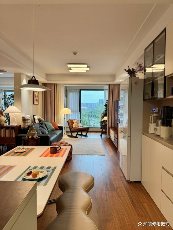 预算有限也能装出高级感?8个“反套路”设计,省钱实用还显档次(图5) 省钱又实用的装修技巧_预算有限装修设计_时尚家装私人馆:预算新妙招