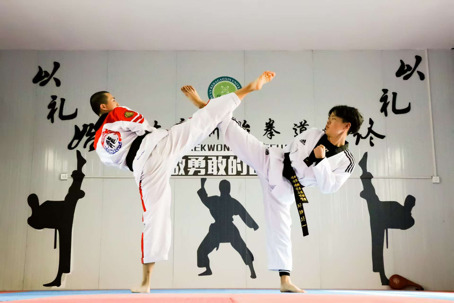 西安科技大学高新学院社团全景图:打造你的多彩大学生活(图3) 西安高新科技学院贴吧_西安科技大学高新学院社团活动_西安科技大学高新学院学生社团风采展示