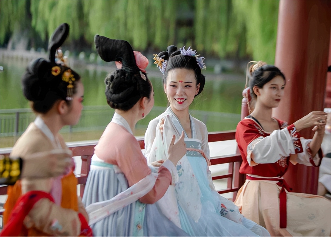 西安民办二本怎么选?这几所宝藏院校,性价比超高!(图3) 西安高新科技学院贴吧_西安民办二本院校推荐_西安科技大学高新学院优势专业