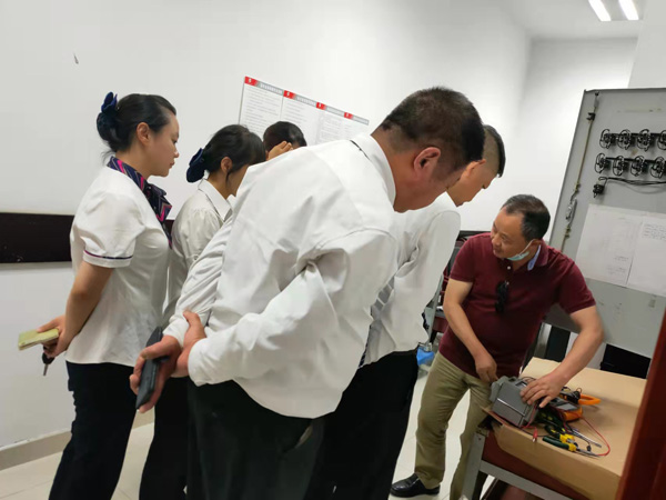 国力叉车维修(图)-学叉车考证-叉车考证(图9) 叉车培训内容_广州叉车考证 叉车培训_叉车驾驶执照考试条件