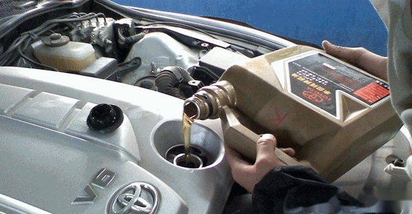 汽车开多久报废?寿命只有16万公里?老司机告诉你答案(图2) 汽车寿命与公里数关系_汽车多久报废_一般小车多少公里报废