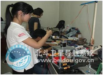 “北斗杯”全国青少年科技创新大赛发展回顾(图9) 北斗杯全国青少年科技创新大赛_北斗科普活动_全国青少年科技创新大赛图标