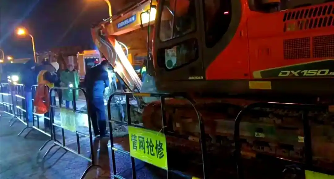 普通人的无名贡献：供水抢修团队的奋斗历程