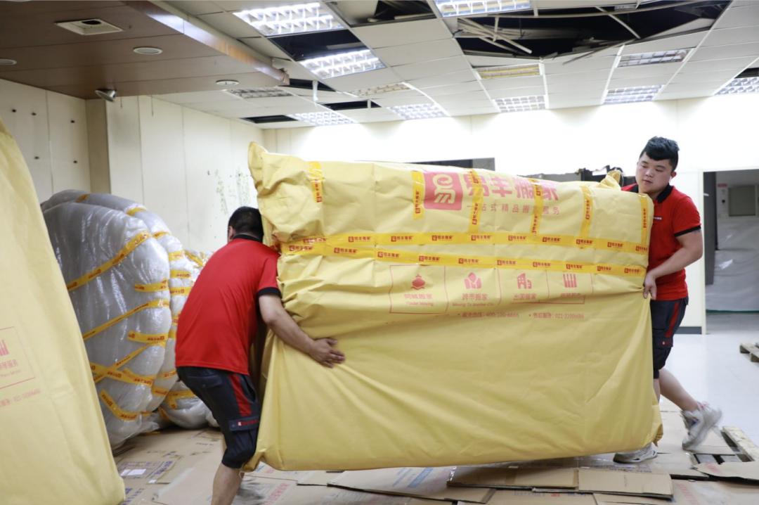 搬家公司收费标准:找搬家公司搬家多少钱?看完就了解了(图4) 如何计算搬家费用_西安面包车搬家_搬家公司收费标准明细