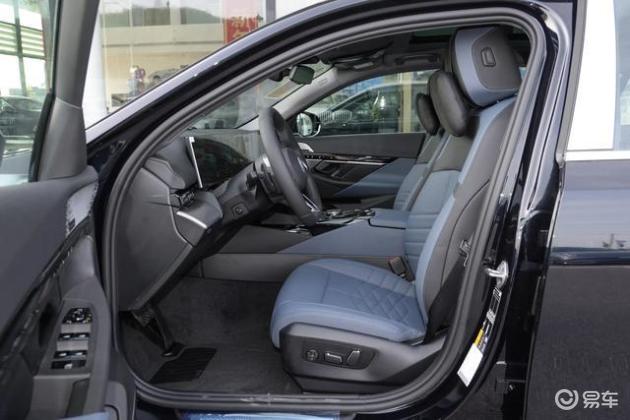 2025款(改款)宝马i5上市,提供后驱和四驱,售价43.99万元起(图14) 宝马i5改款价格对比_宝马新车15万_2025款宝马i5配置调整