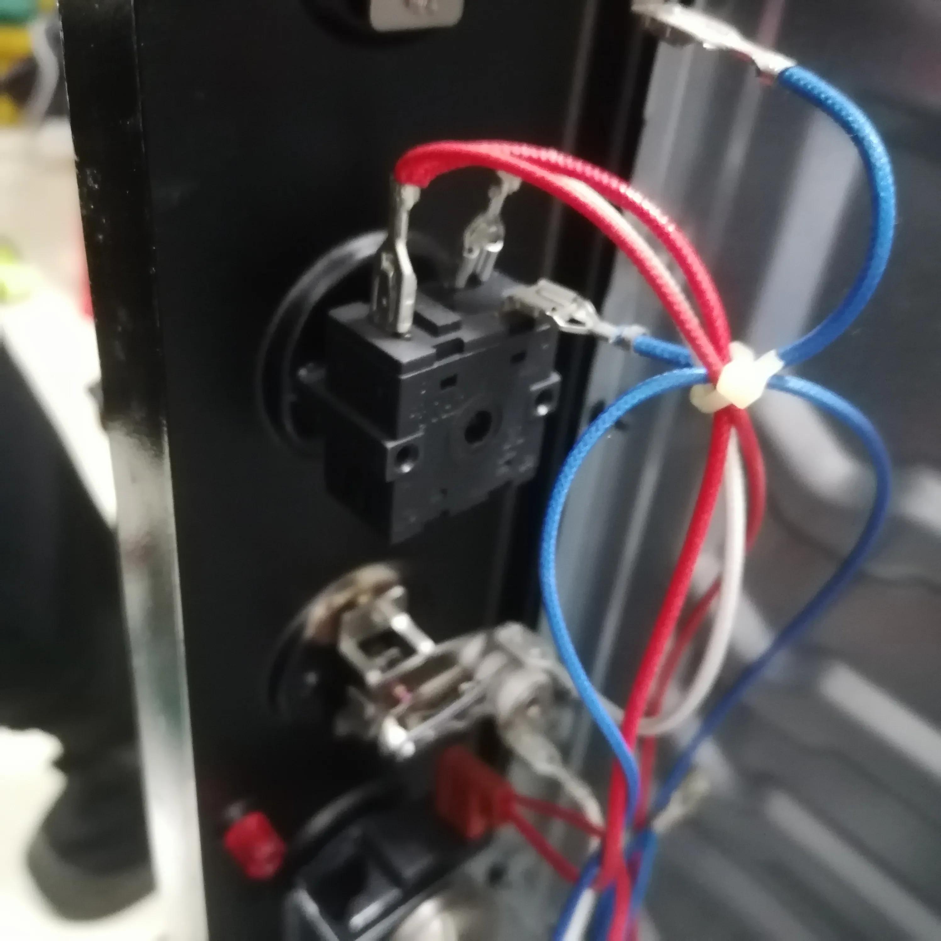 美的电烤箱维修拆解_电烤箱定时器接线柱断维修教程_电烤箱修理