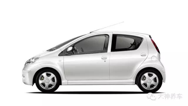 看上了比亚迪F0,手闲,一不小心就把它改了!(图16) 比亚迪F0改装_比亚迪f0加尾翼好审车吗_蛋蛋汽车改装案例