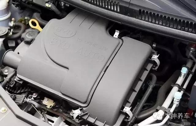 看上了比亚迪F0,手闲,一不小心就把它改了!(图5) 比亚迪f0加尾翼好审车吗_比亚迪F0改装_蛋蛋汽车改装案例