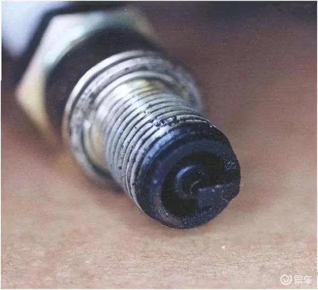火花塞保养方法_汽车火花塞更换周期_火花塞更换标准