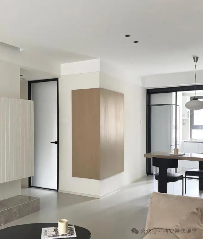 被年轻人的“墙角设计”折服了!打开思路后,高级感直接翻了一倍(图16) 墙面装饰留白_墙面夹角小平台_转角墙体设计