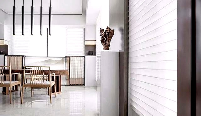 专业控这样的新中式留白,实在太美了(图18) 新中式客厅留白设计_90后装修留白省钱技巧_墙面装饰留白