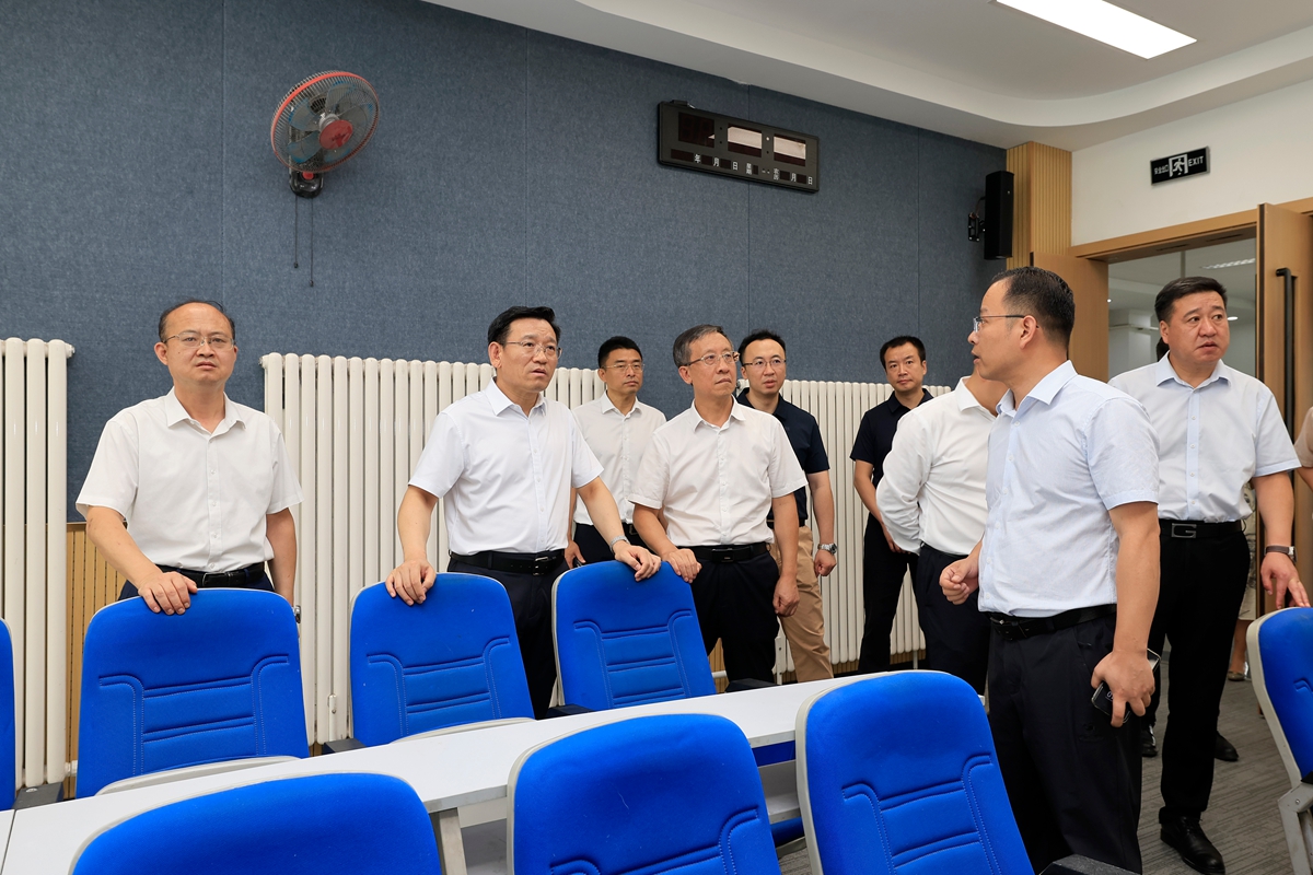 秋季学期开学准备_校园安全隐患排查_宿舍维修工作