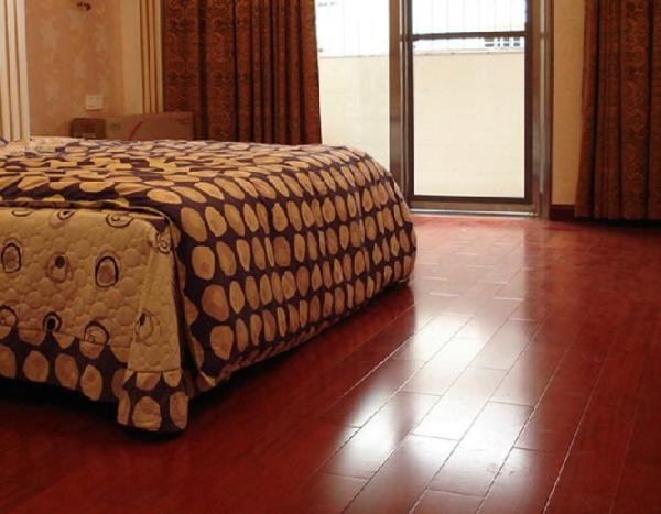 家具上漆有哪些步骤 家具上漆有哪些注意事项(图2) 家具上漆