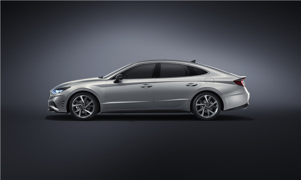 北京现代第十代索纳塔售价公布 16.18万元-20.58万元突破期待而来(图4) 第十代索纳塔价格_第十代索纳塔配置参数_现代北京车子报价