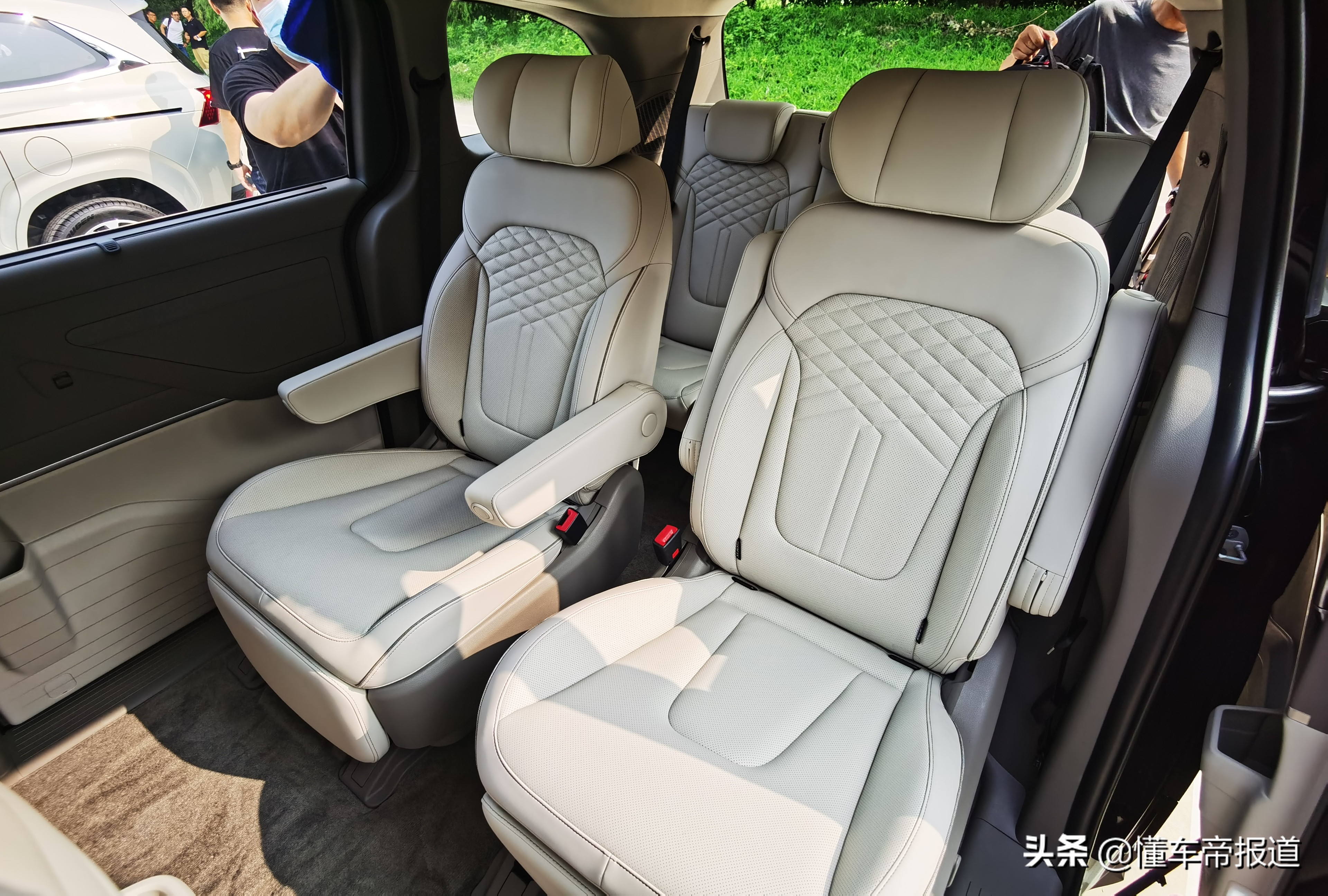 新车|定了!北京现代首款MPV库斯途9月26日上市,预售17.58万起(图10) 现代北京车子报价_北京现代库斯途 1.5T 2.0T车型 预售价格