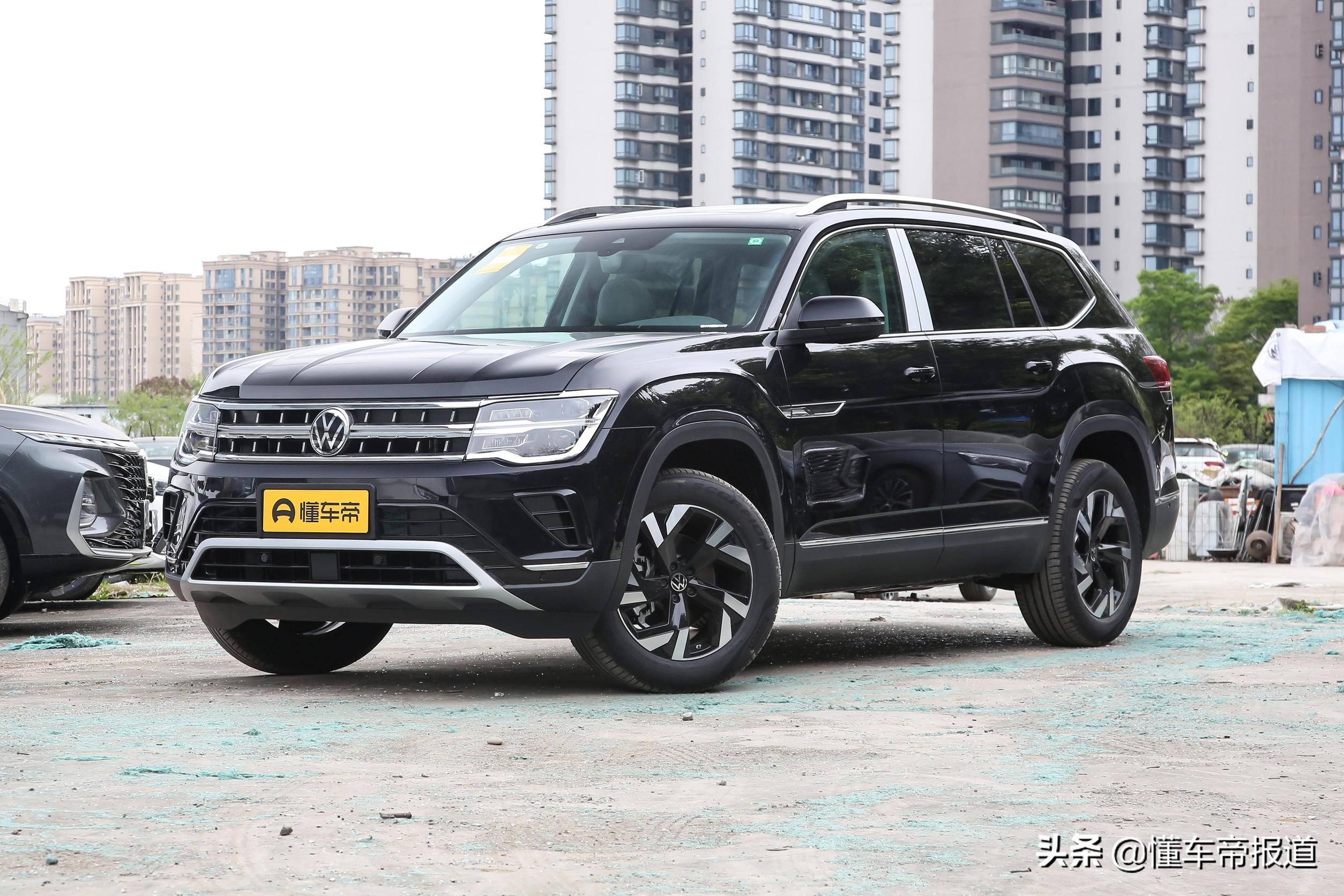 新车 | 现款售29.88万元起,7座+V6动力,现代新款帕里斯帝国内曝光(图11) 现代北京车子报价_帕里斯帝中期改款介绍_新款帕里斯帝参数