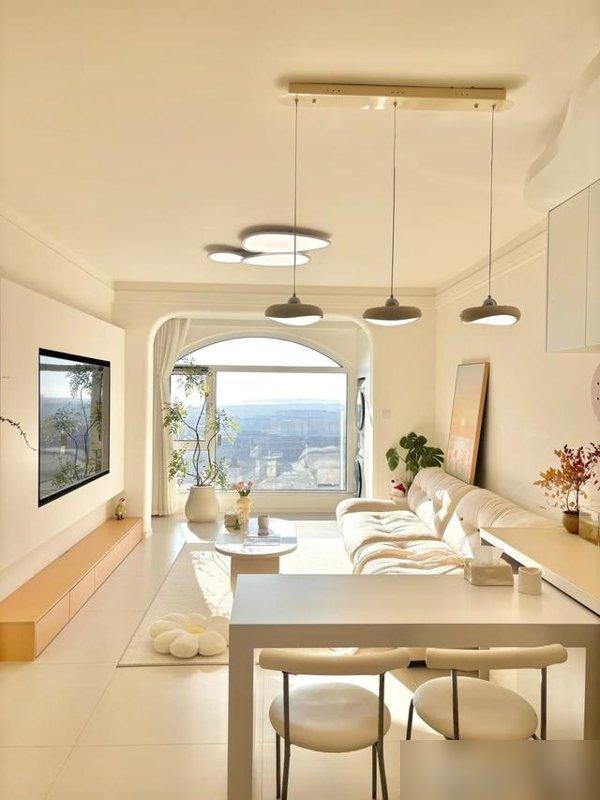 河北夫妇拒绝过度装修,光一个电视背景墙就让无数人效仿,太高级(图11) 嵌入式家电隐藏式餐桌_装修效果图大全2025图片电视墙_装修简单实用设计