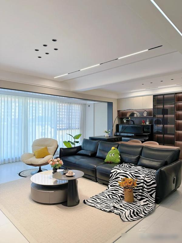 江西一女子的家火了,光一个电视背景墙就让无数人效仿,太实用了(图12) 自装省钱攻略_装修效果图大全2025图片电视墙_大横厅设计技巧