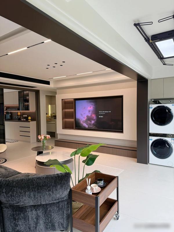 江西一女子的家火了,光一个电视背景墙就让无数人效仿,太实用了(图8) 装修效果图大全2025图片电视墙_自装省钱攻略_大横厅设计技巧